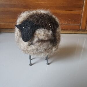 Handmade Shetland Felted Wool Sheep Figurine Gray Brown White New